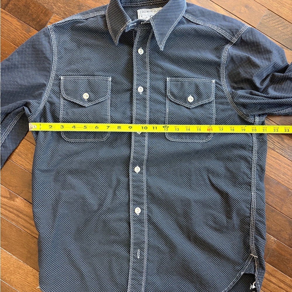 Freenote Cloth Men's Navy Polka Dot Shirt - Picture 6 of 6